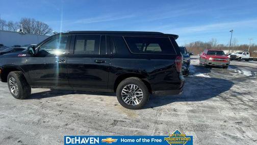 2025 Chevrolet Suburban 4WD Z71