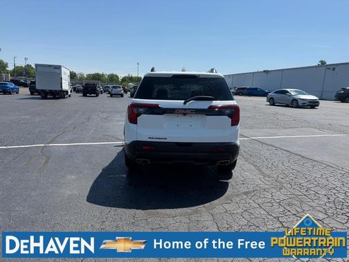 Summit White 2023 GMC Acadia FWD SLE