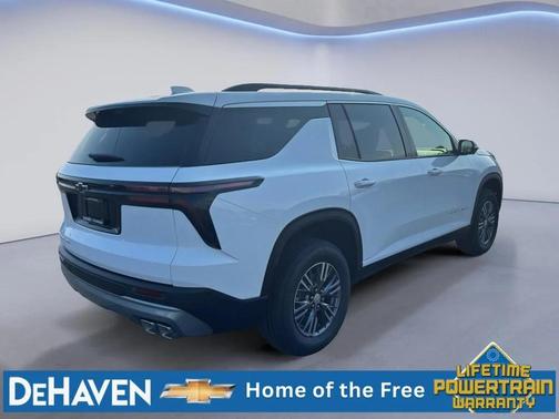 Summit White 2026 Chevrolet Traverse LT