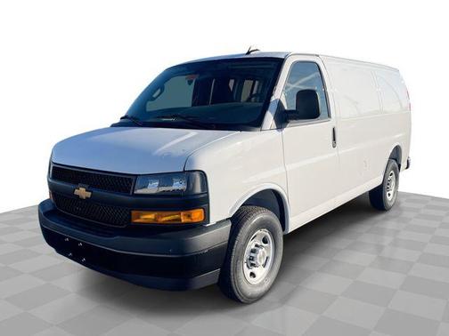 Summit White 2025 Chevrolet Express 2500 Work Van Cargo Van