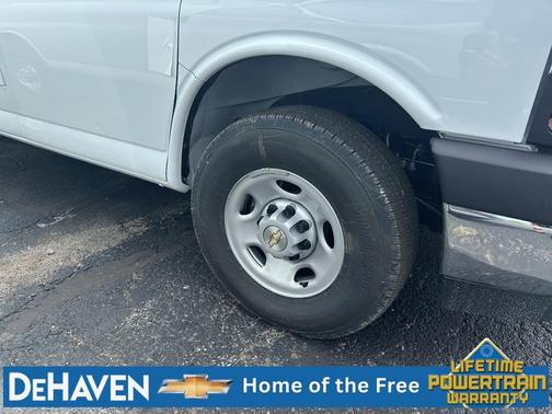 Summit White 2026 Chevrolet Express 3500 3500 Extended Wheelbase, WT, RWD