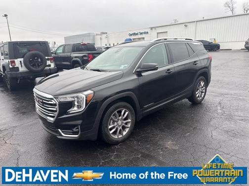 2024 GMC Terrain SLT