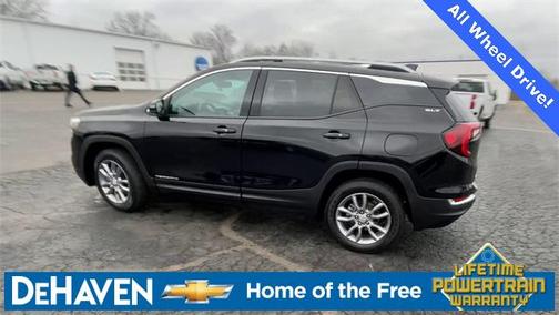 2024 GMC Terrain SLT