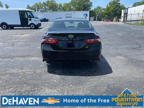 Midnight Black Metallic 2024 Toyota Camry SE