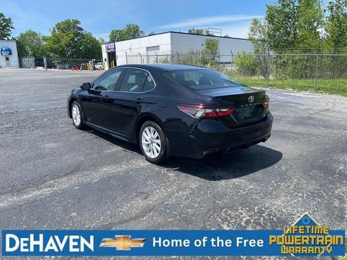 Midnight Black Metallic 2024 Toyota Camry SE