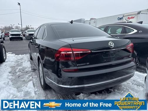 2018 Volkswagen Passat 2.0T SE