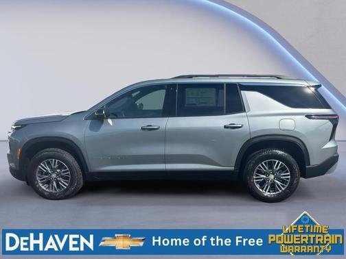 Sterling Gray Metallic 2026 Chevrolet Traverse LT