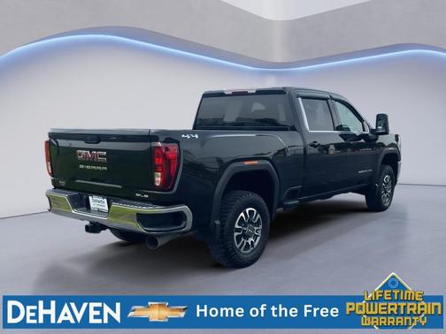 Black 2021 GMC Sierra 2500 SLE