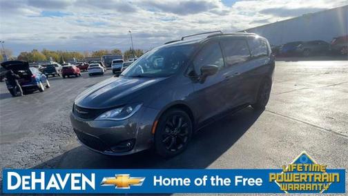 2018 Chrysler Pacifica Touring-L Plus