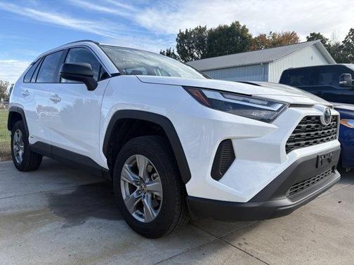 2025 Toyota RAV4 Hybrid LE