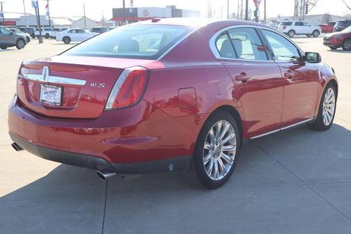 2010 Lincoln MKS Base