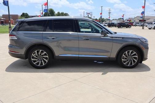 2025 Lincoln Aviator Premiere