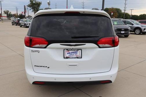 2019 Chrysler Pacifica Touring-L Plus