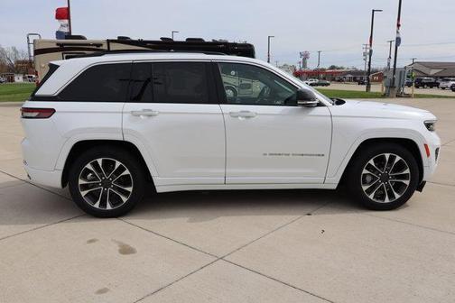 2023 Jeep Grand Cherokee Overland