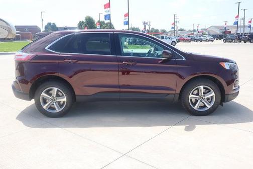 Red 2024 Ford Edge SEL