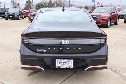 2025 Hyundai SONATA SEL