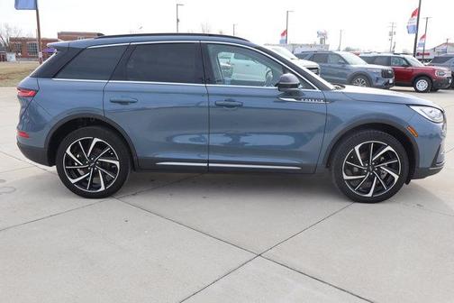 2025 Lincoln Corsair Reserve