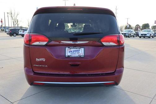2019 Chrysler Pacifica Touring-L