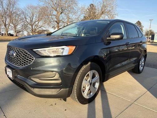 2023 Ford Edge SE