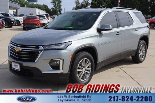 Sterling Gray Metallic 2023 Chevrolet Traverse LT Leather