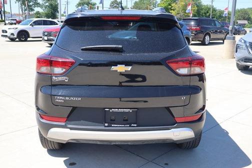 Mosaic Black Metallic 2025 Chevrolet Trailblazer LT