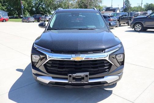 Mosaic Black Metallic 2025 Chevrolet Trailblazer LT
