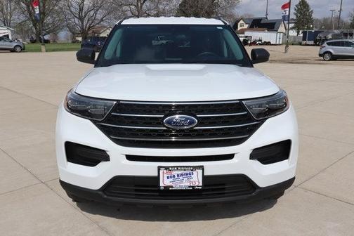 White 2024 Ford Explorer XLT