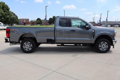2025 Ford F-350 XLT