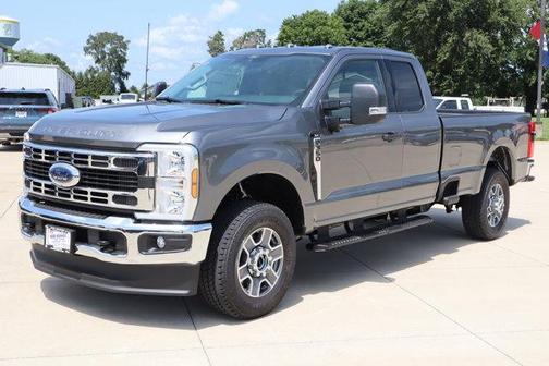 2025 Ford F-350 XLT