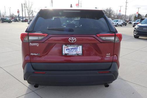 2021 Toyota RAV4 LE