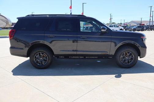 Dark 2027 Ford Expedition TREMOR