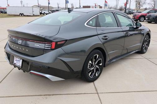 2025 Hyundai SONATA SEL