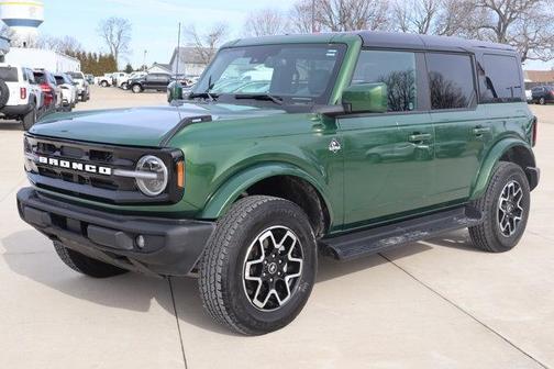 Green 2025 Ford Bronco Outer Banks