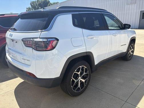 Bright White Clearcoat 2024 Jeep Compass Limited