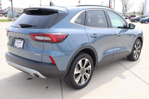 2023 Ford Escape Platinum