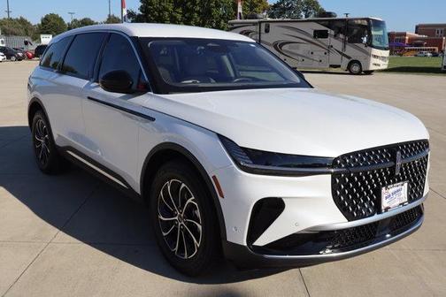 White 2024 Lincoln Nautilus Premiere