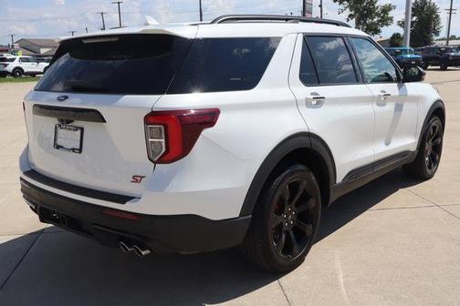 Star White 2022 Ford Explorer ST
