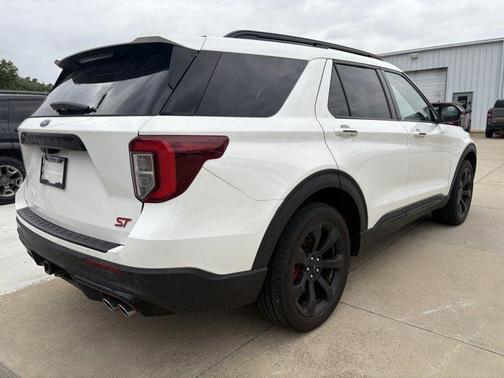 Star White 2022 Ford Explorer ST