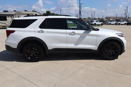 Star White 2022 Ford Explorer ST