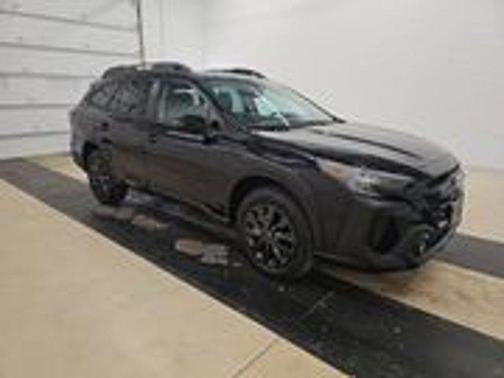 Crystal Black Silica 2023 Subaru Outback Onyx Edition