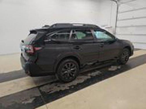 Crystal Black Silica 2023 Subaru Outback Onyx Edition