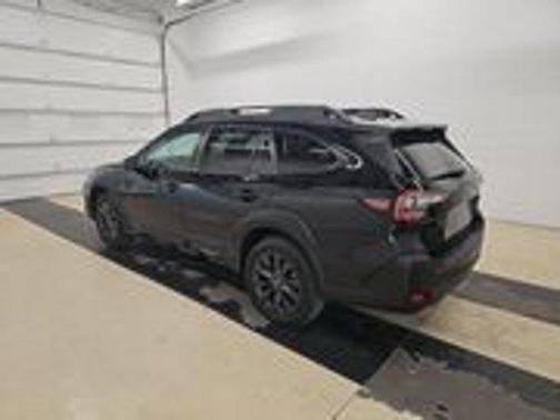 Crystal Black Silica 2023 Subaru Outback Onyx Edition