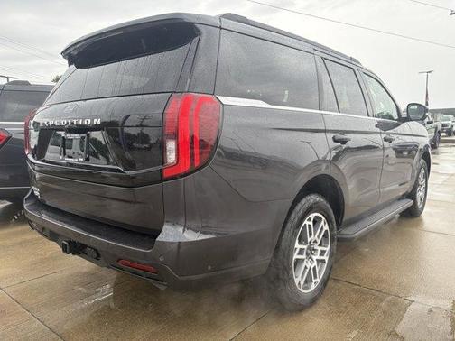 Gray 2025 Ford Expedition Active