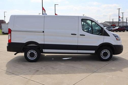2025 Ford Transit-250