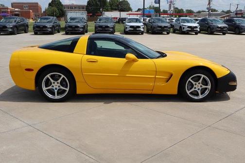 2000 Chevrolet Corvette Base