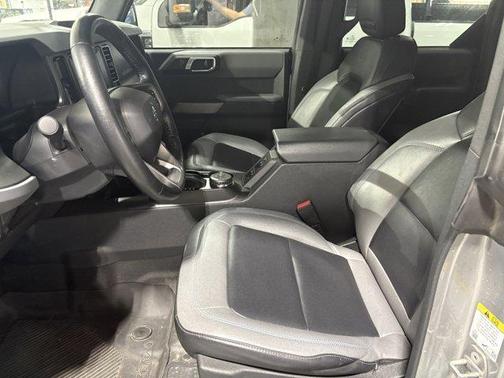 2022 Ford Bronco Black Diamond