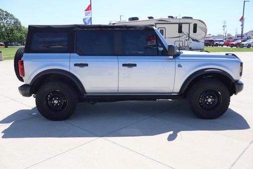 Silver 2022 Ford Bronco Black Diamond