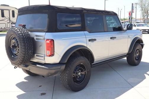 Silver 2022 Ford Bronco Black Diamond