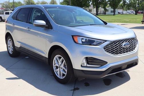 Silver 2023 Ford Edge SEL