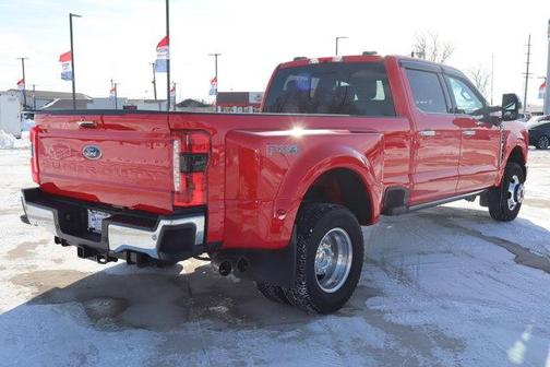 2024 Ford F-350 Lariat Super Duty